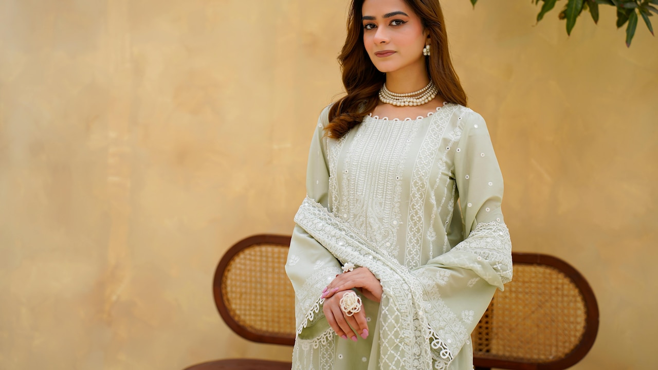 Why Your Kurta Looks Dull After Washing And How To Keep Colours Fresh Why Your Kurta Looks Dull After Washing And How To Keep Colours Fresh