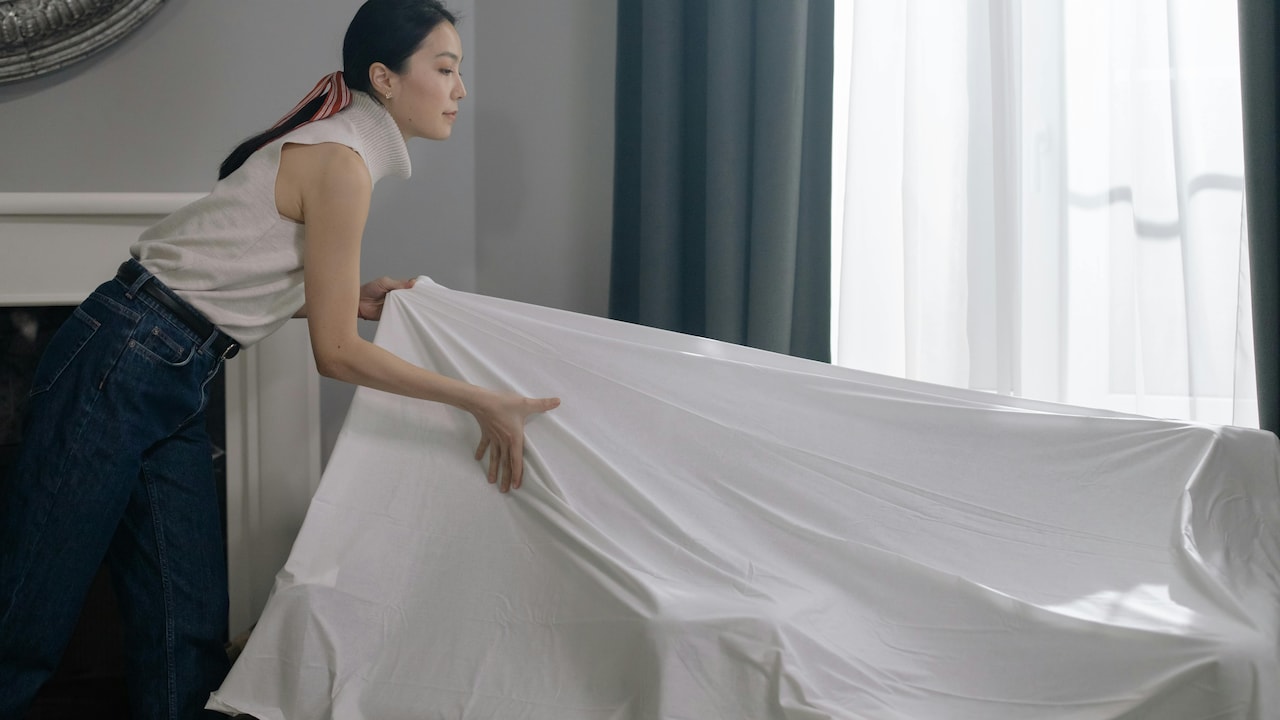 Why Some Bedsheets Feel Rough Despite High Thread Count Claims