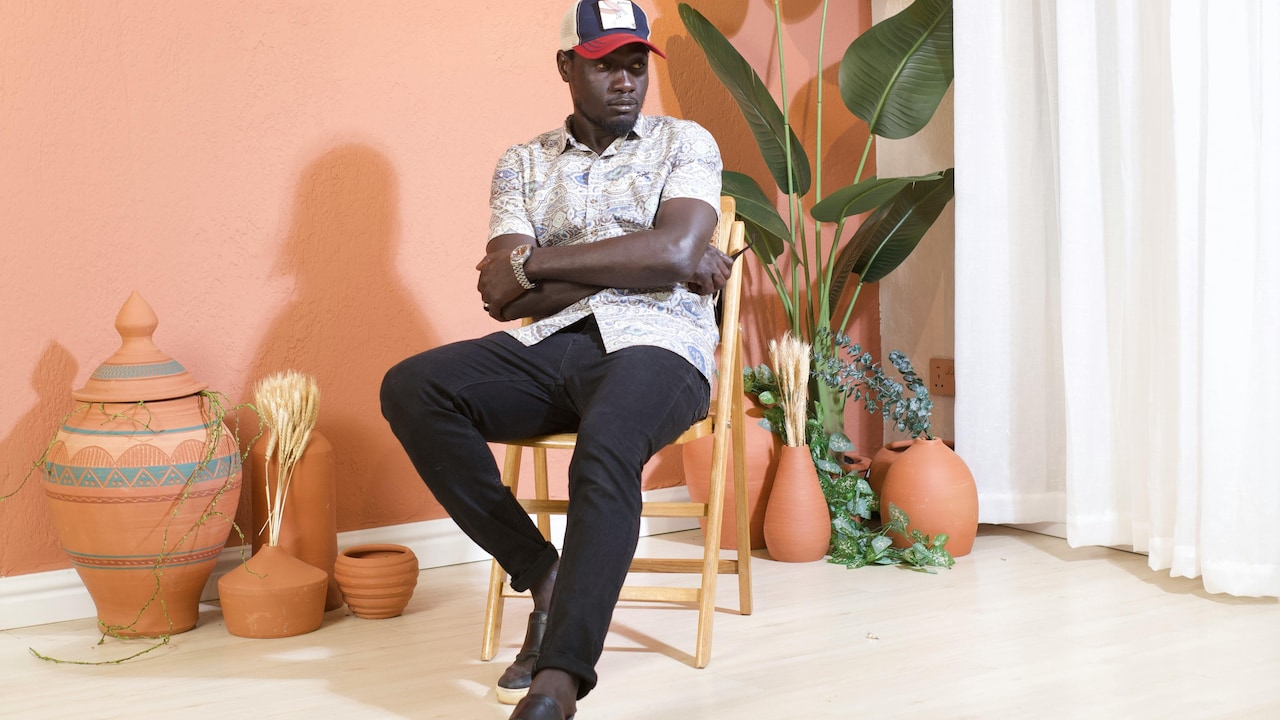 Timeless colour combos that transition from meetings to weekends