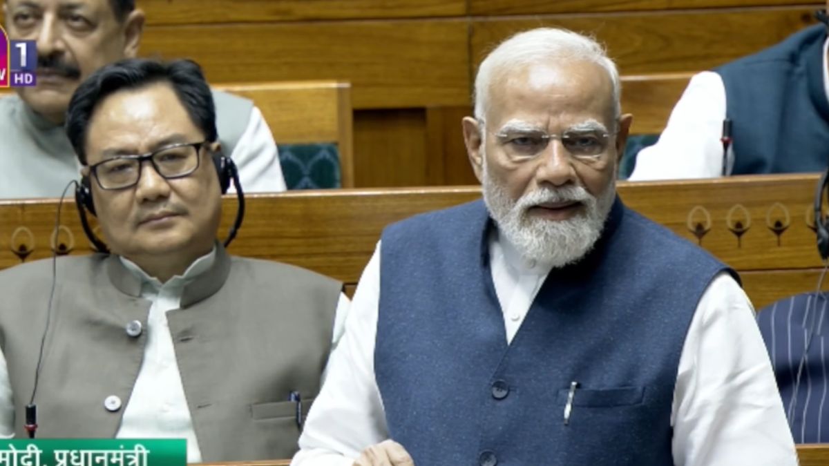 'झाड़ू कचरा वाले काम में तो जोड़ देते हो पर अब हमें निर्णय प्रक्रिया में जोड़ो', लोकसभा में पीएम मोदी