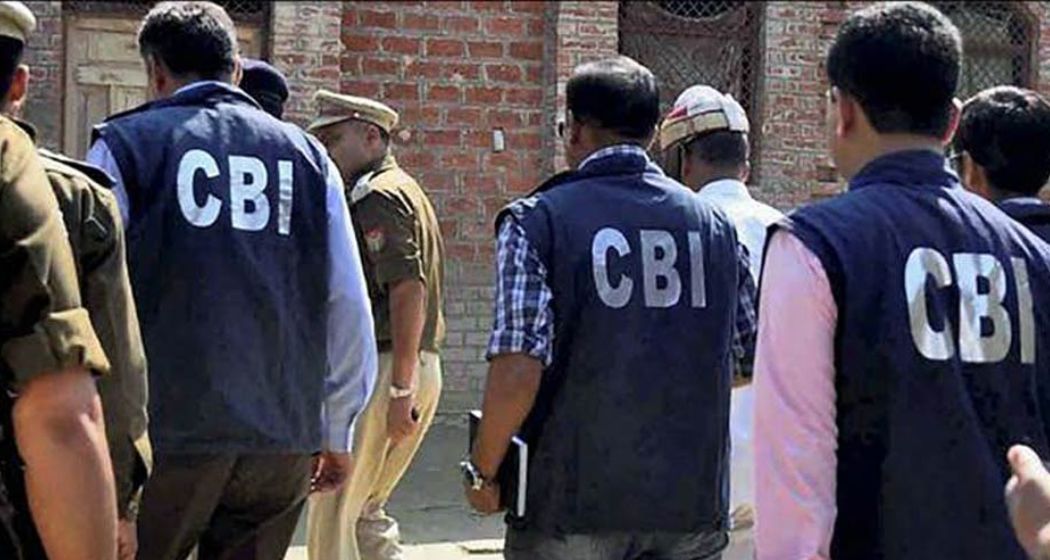 दिल्ली में सीबीआई का बड़ा एक्शन, 2.5 लाख रिश्वत मामले में DGCA अधिकारी समेत दो गिरफ्तार