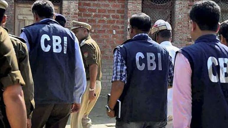 दिल्ली में सीबीआई का बड़ा एक्शन, 2.5 लाख रिश्वत मामले में DGCA अधिकारी समेत दो गिरफ्तार