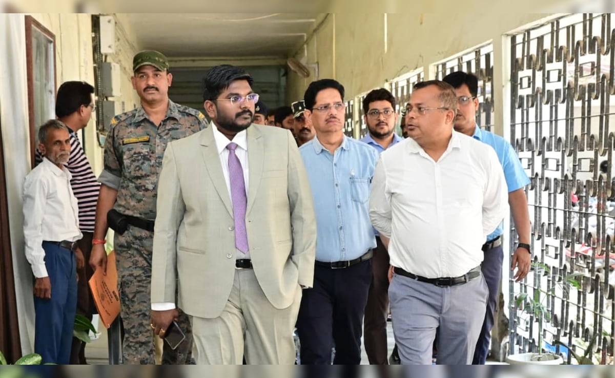 झारखंड में पोस्टमार्टम के लिए घूस लेने वाले कर्मचारियों पर गिरेगी गाज, हॉस्पिटल कमेटी ने शुरू की जांच