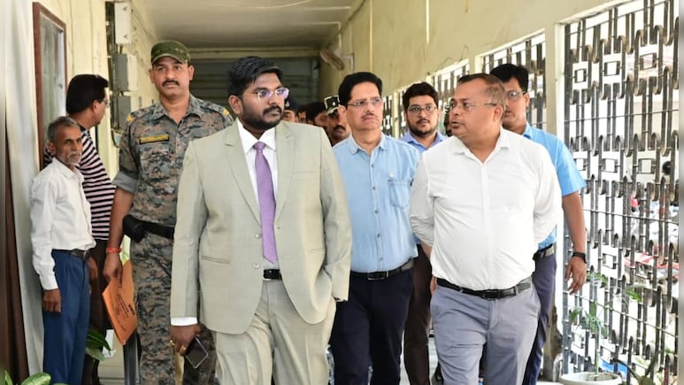 झारखंड में पोस्टमार्टम के लिए घूस लेने वाले कर्मचारियों पर गिरेगी गाज, हॉस्पिटल कमेटी ने शुरू की जांच