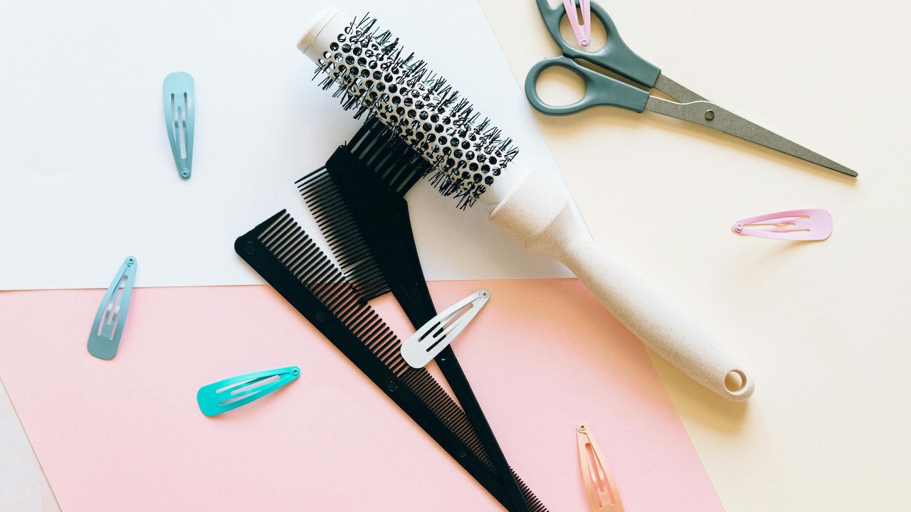 Hair Accessories That Slip Out Constantly: Grip Mechanism Matters Hair Accessories That Slip Out Constantly: Grip Mechanism Matters