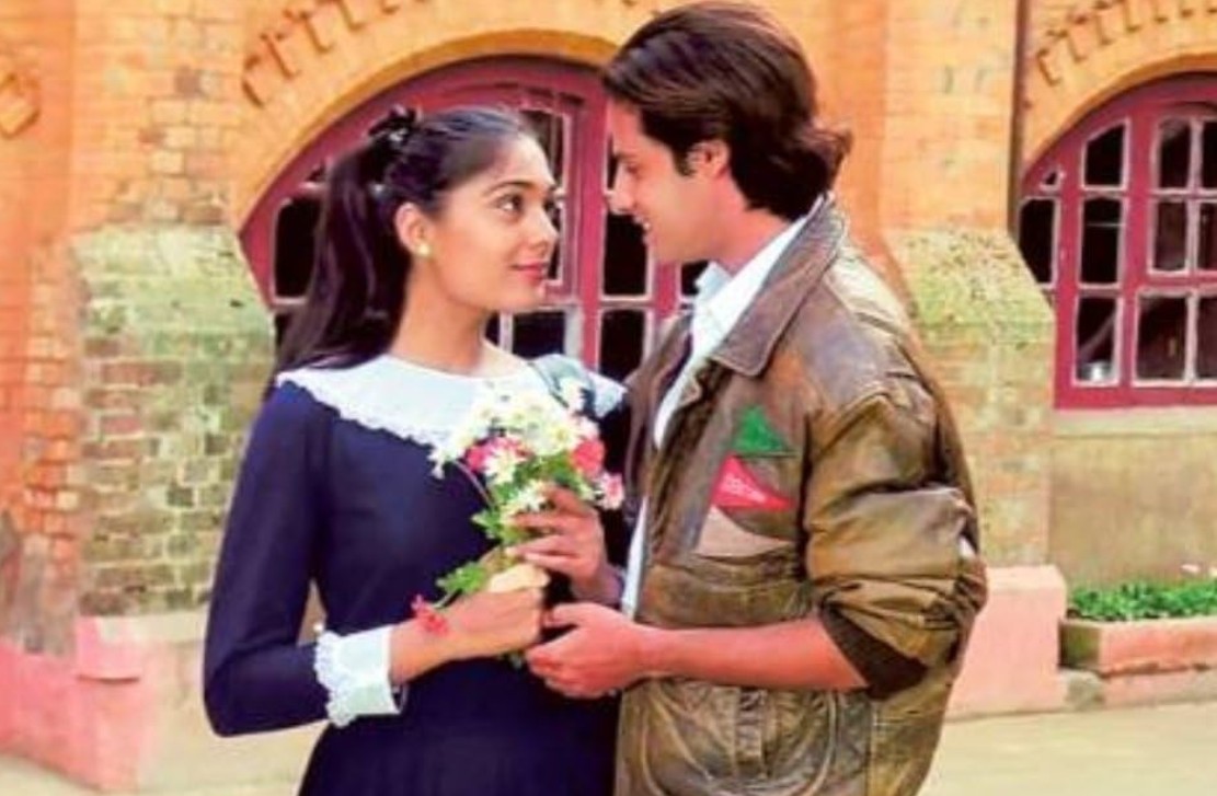 90s में आई इस फिल्म के गानों की 1 करोड़ बिकी थी कैसेट, प्रोड्यूसर हुआ मालामाल, लीड हीरो-हीरोइन बॉलीवुड से गायब