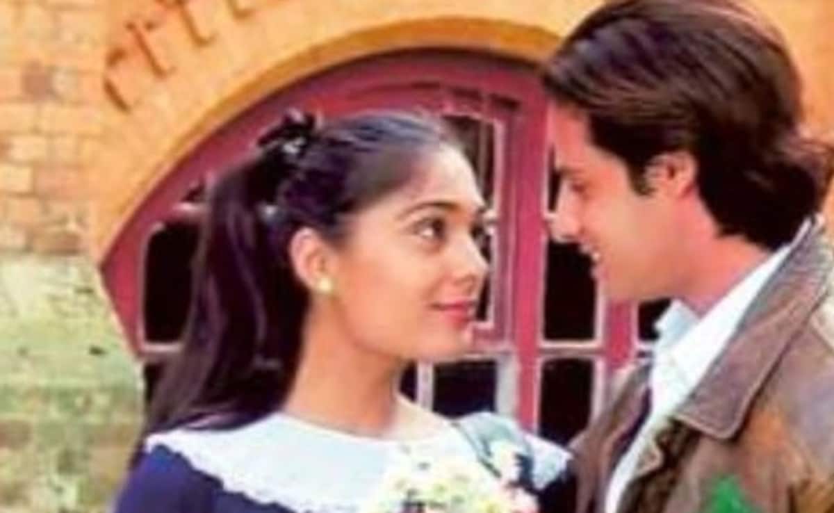 90s में आई इस फिल्म के गानों की 1 करोड़ बिकी थी कैसेट, प्रोड्यूसर हुआ मालामाल, लीड हीरो-हीरोइन बॉलीवुड से गायब