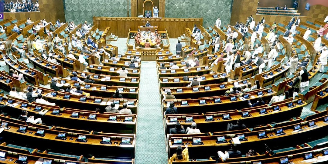 महिला आरक्षण: संविधान संशोधन बिल पारित करवाना सरकार के लिए चुनौती,जानें कितना है संख्या बल