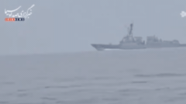 'आखिरी वॉर्निंग दे रहे हैं'... जब होर्मुज में आमने-सामने आए अमेरिका और ईरान के जंगी जहाज- VIDEO