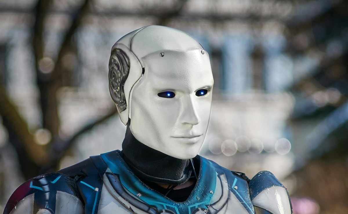 AI के जमाने में भी ये नौकरियां मानी जा रही हैं सेफ, इन्‍हें आसानी से रिप्‍लेस नहीं किया जा सकता