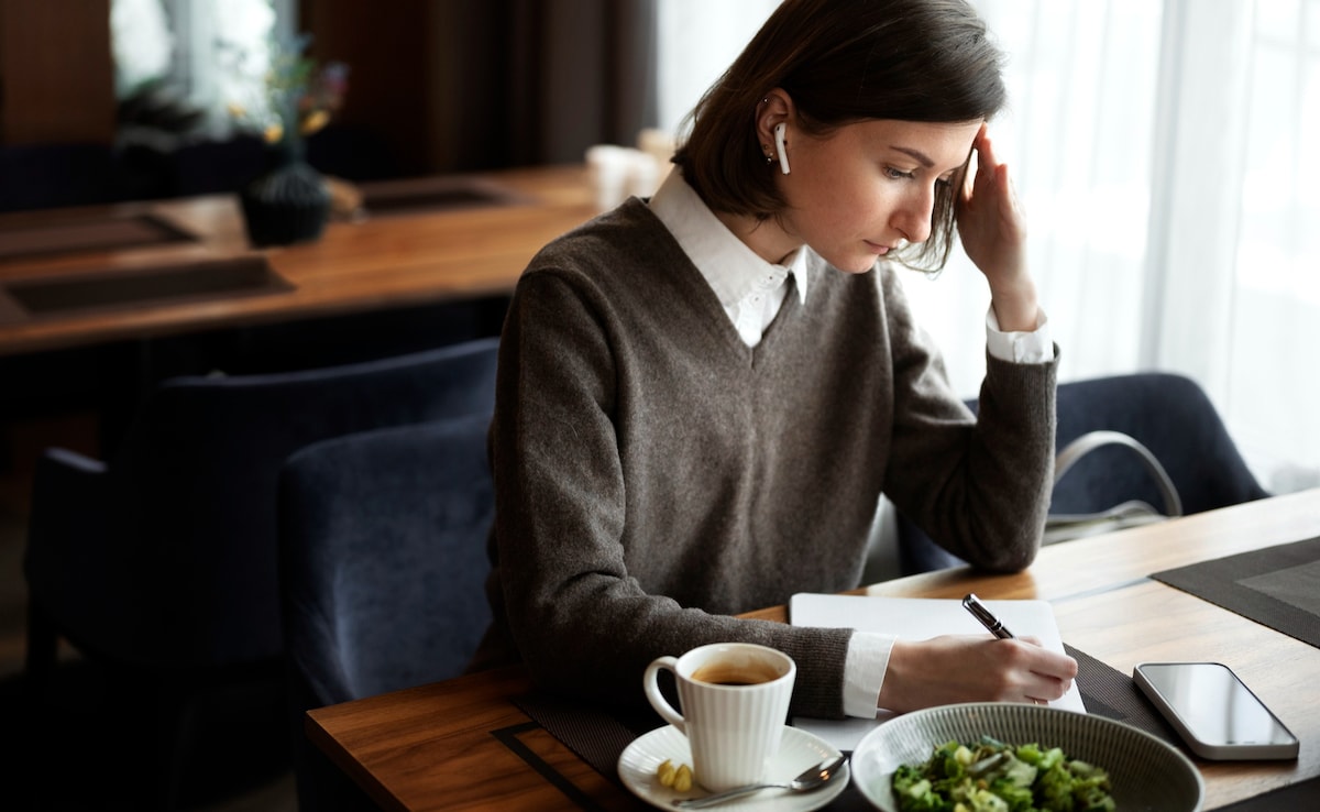 Eating alone can cause certain health side-effects if the frequency of it is daily