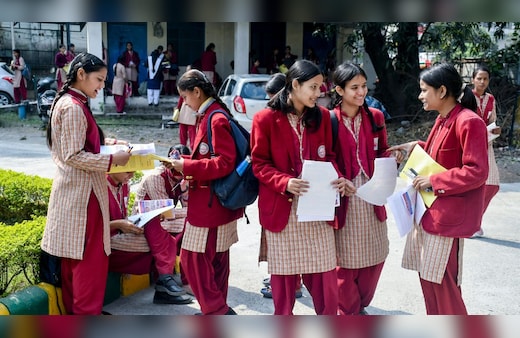 UP Board Result 2026 LIVE: यूपी बोर्ड 10वीं और 12वीं रिजल्ट का काउंटडाउन शुरू, जानें कहां चेक कर सकेंगे नतीजे