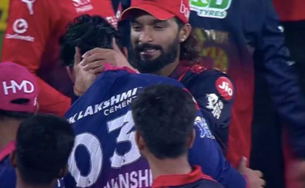 RCB Skipper Grabs Vaibhav Sooryavanshi By The Neck In Playful Banter - Video Goes Viral