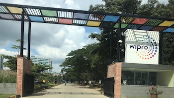 Wipro Flags Q1 Margin Impact From Wage Hikes Amid Weak Growth Outlook