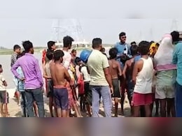 ब&zwj;िहार: कोसी में नहाने गए तीन बच्&zwj;चियों की डूबने से मौत, पर&zwj;िजनों को म&zwj;िला 4-4 लाख का चेक&nbsp;