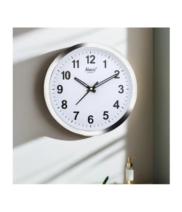 Click here to buy:  Matiz Analog 20 cm Wall Clock