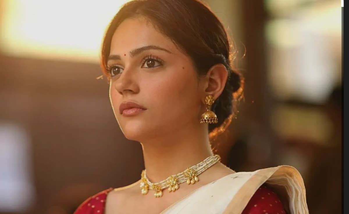 सैयारा एक्ट्रेस अनीत पड्डा पर टूटा दुखों का पहाड़, दादा के निधन से बुरी तरह बिख गई एक्ट्रेस