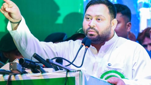 नीतीश के 20 साल के शासन में अब भी बिहार गरीब राज्यों में, अब सरकार का रिमोट कंट्रोल गुजरात में- तेजस्वी यादव