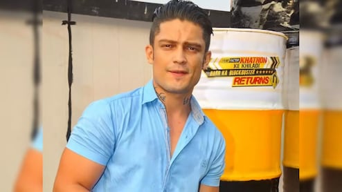 Former Splitsvilla Winner Sidharth Bhardwaj Recalls Troubled Childhood: "My Father Punched My Mother And Knocked Out Her Teeth"