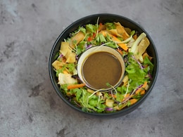 5 Easy Salad Dressings That Can Help Boost Iron Intake Naturally