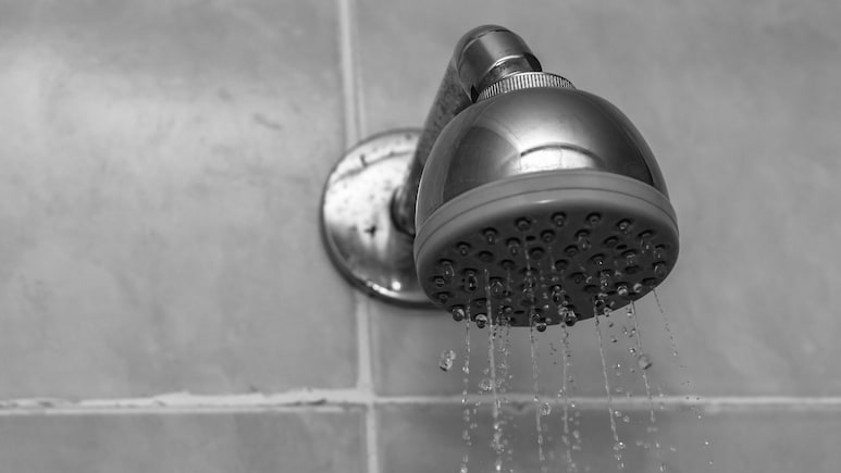 How Many Times Should You Shower During Summers?