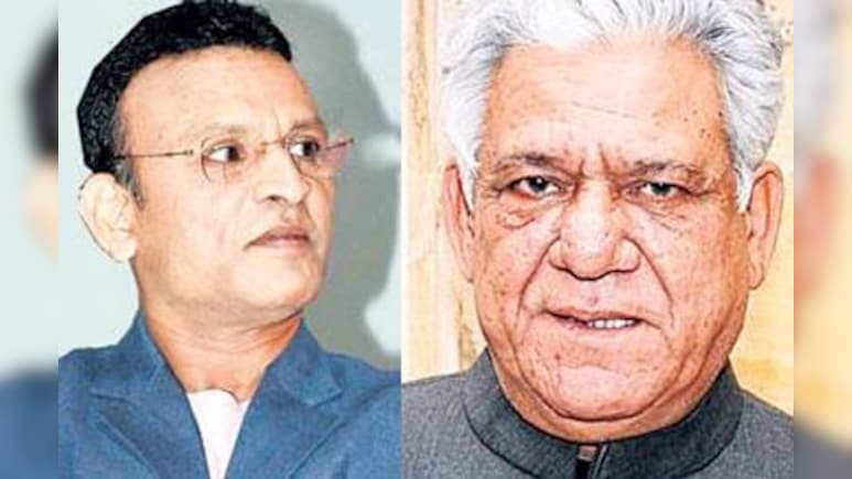 Annu Kapoor Says, "Om Puri Betrayed My Sister, Ruined Her Life"