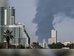 Opinion | 450 Missile, 2,000 Drone Attacks Later, Why Is UAE Still Not Fighting Iran?