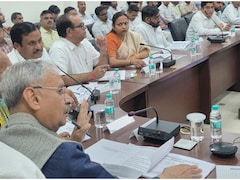 दिल्ली-जयपुर हाईवे के ठेकेदार पर गिरेगी गाज? केंद्रीय मंत्री ने अफसरों को दिया अल्टीमेटम