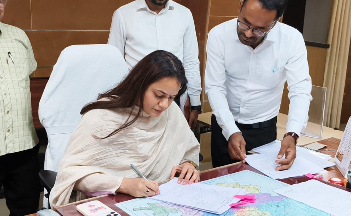 IAS टीना डाबी अब टोंक की कलेक्टर, कुर्सी पर बैठते ही बताया- पहला काम क्या करेंगी