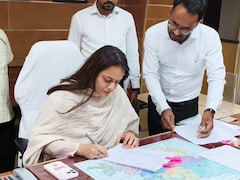 IAS टीना डाबी अब टोंक की कलेक्टर, कुर्सी पर बैठते ही बताया- पहला काम क्या करेंगी