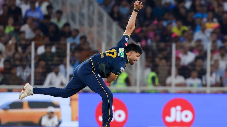 Ashok Sharma: राजस्थान की धरती से निकला IPL 2026 का 'रफ्तार किंग', अशोक शर्मा के लिए भाई ने कुर्बान किया करियर