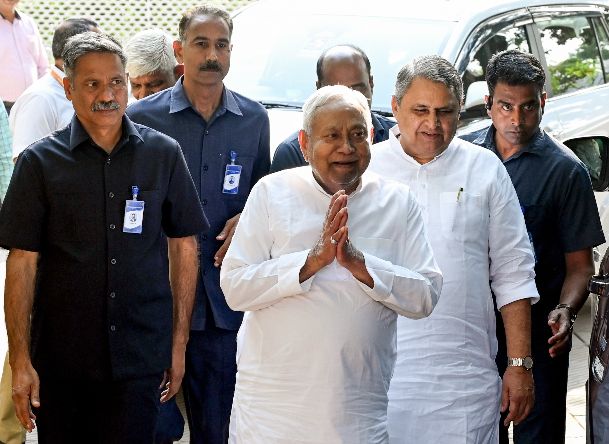 जब नीतीश ने विदाई भाषण के बाद सभी मंत्रियों से पूछा- 'मेरा फैसला सही है ना?'