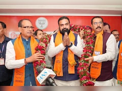 राज्यपाल से मिले सम्राट चौधरी, पेश किया सरकार बनाने का दावा, कल लेंगे CM पद की शपथ