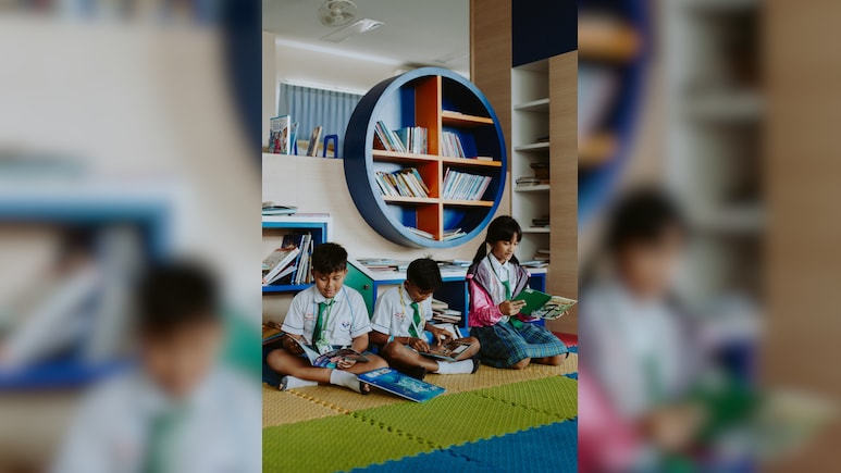 बच्&zwj;चे को सोशल साइंस पढ़ाने के 7 ट्रिक्&zwj;स, खुद ग्&zwj;लोब पकड़कर बैठ जाएगा