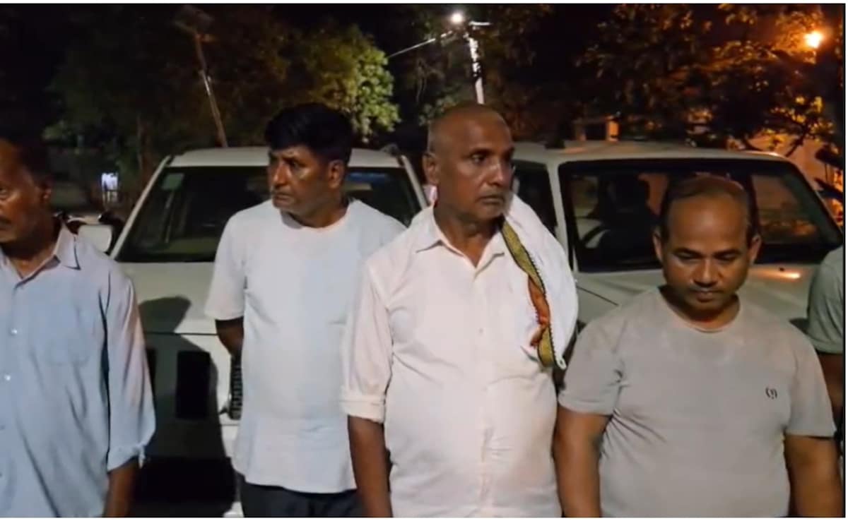 गिरफ्तार आरोपियों की तस्वीर.