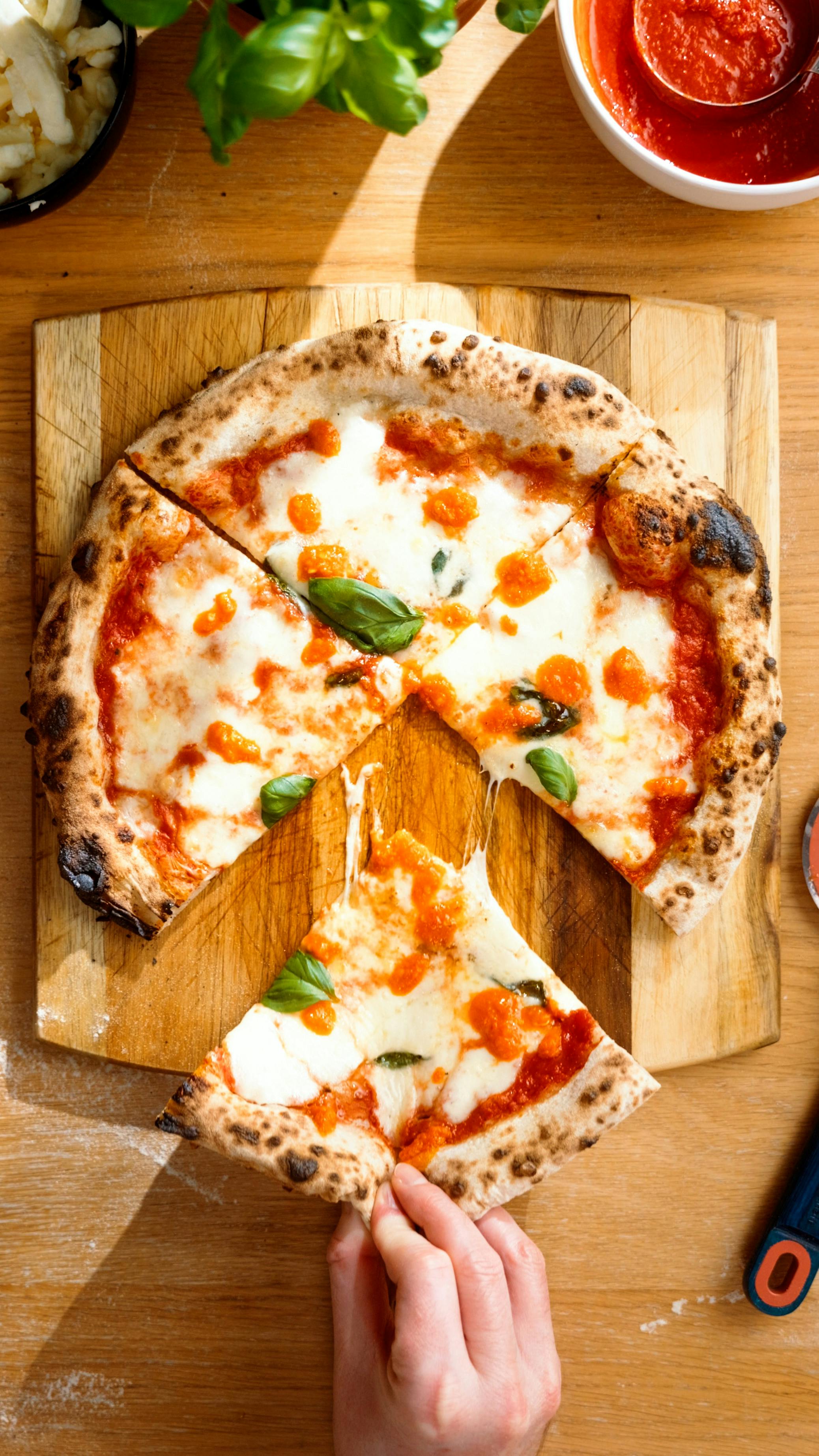 Which City Is Known As The Pizza Capital Of The World?