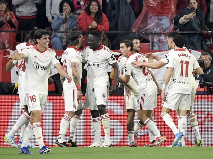 Sevilla's Relegation Fears Grow After 2-0 Loss To Levante In La Liga