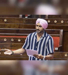 BCCI Selectors Ignore Star With 501 Runs In IPL 2026, Leaves Harbhajan Singh Stunned: "What Else He Needs To Do?"