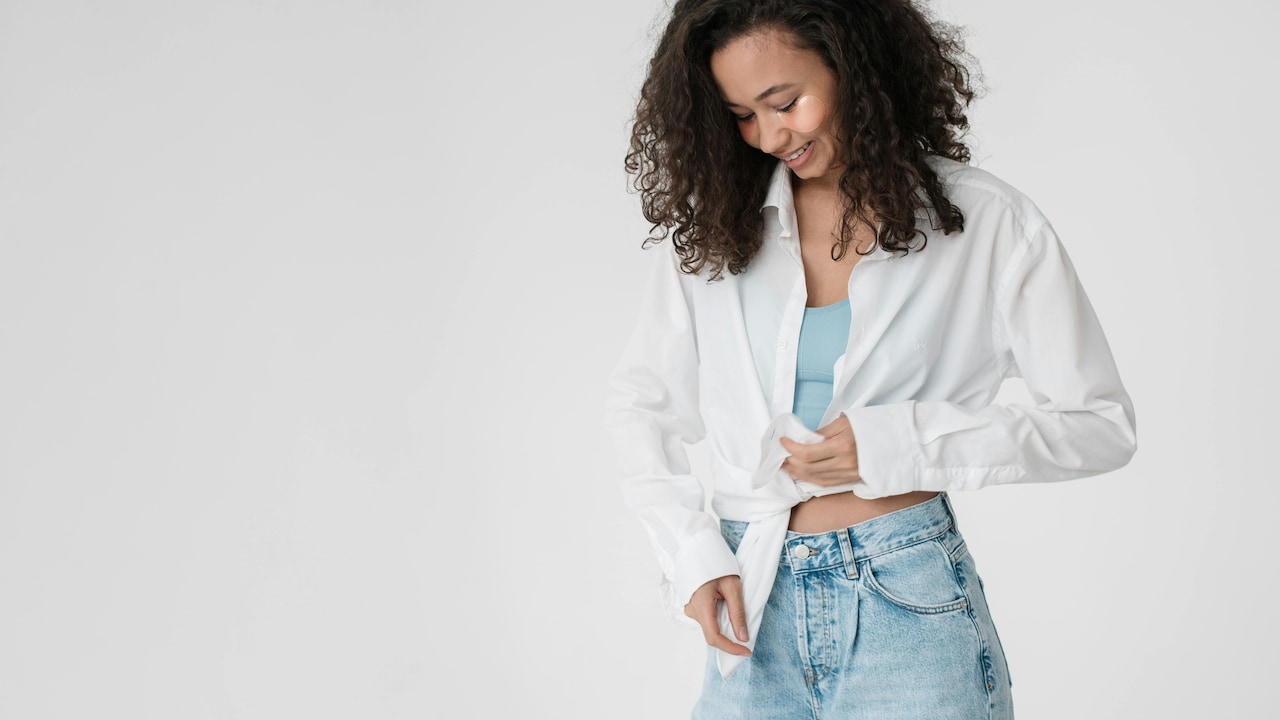 Crop Shirts With High-Waist Pants: Styling Mistakes And How To Fix Them