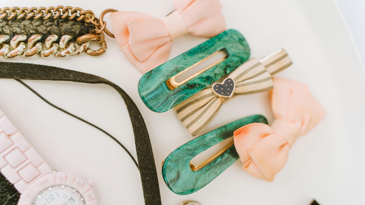 Top 5 Traditional Hair Accessories That Actually Hold Thick Hair In Place