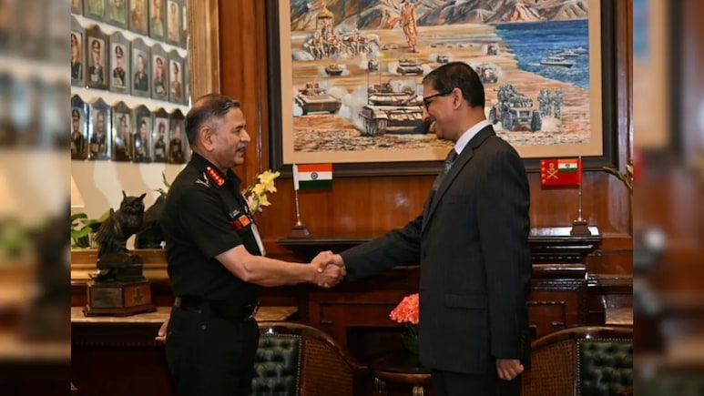 India, Bangladesh Talk Defence Ties As Dhaka Moves Away From Yunus' Pak Push