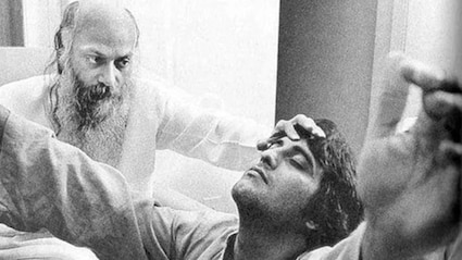 Why Vinod Khanna Left Bollywood For Osho Ashram And What His Wife Said
