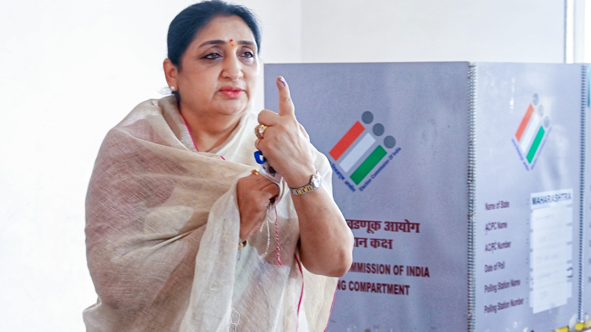 महाराष्‍ट्र उपचुनाव 2026: अजीत पवार की सीट बारामती पर क‍ितना मतदान? सुनेत्रा पवार के ख‍िलाफ 22 उम्‍मीदवार कौन?