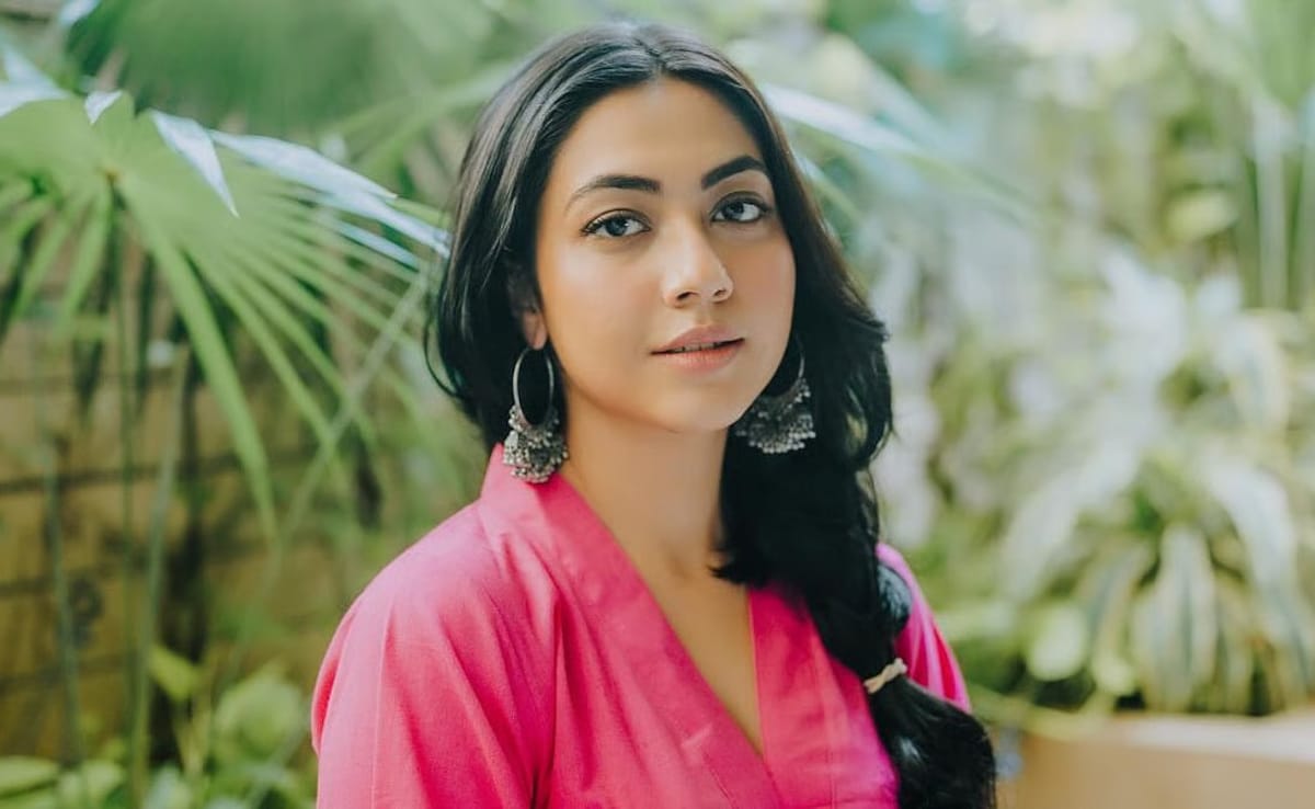 रीम शेख का दावा, गैर-मुस्लिम के साथ नहीं बिता सकती जिंदगी, बोलीं- मैं पांच बार नमाज पढ़ती हूं