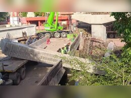 ग्वालियर में 1300 करोड़ के एलीवेटेड रोड प्रोजेक्ट में हादसा, मंदिर के पास भारी गार्डर गिरा
