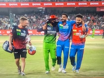Krunal Pandyas Gesture For Injured Axar Patel Wins Hearts During RCB vs DC Clash