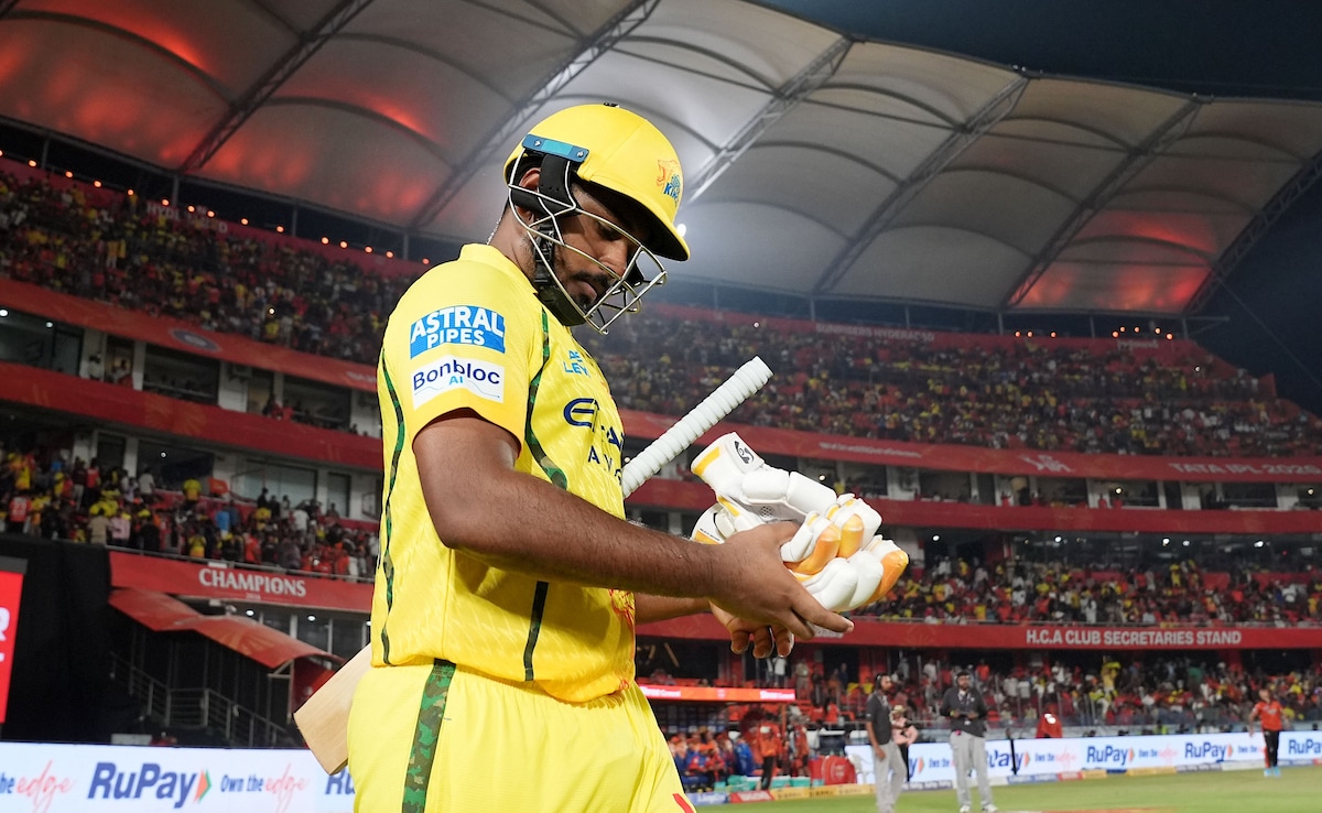 SRH vs CSK LIVE Score, IPL 2026: Sanju Samson Flops In CSKs Chase Of 195, Abhishek Sharma Equals Vaibhav Sooryavanshis Feat