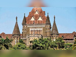 दफ्तर में महिला को घूरना अपराध है या नहीं? बॉम्बे हाईकोर्ट ने सुनाया बड़ा फैसला