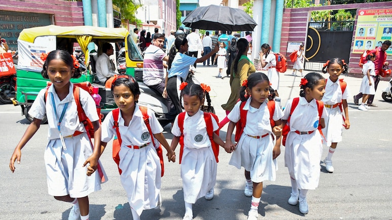 वॉटर बेल से लेकर नोडल अधिकारी तक.... हीट वेव को लेकर दिल्ली सरकार ने स्कूलों के लिए जारी किए सख्त निर्देश