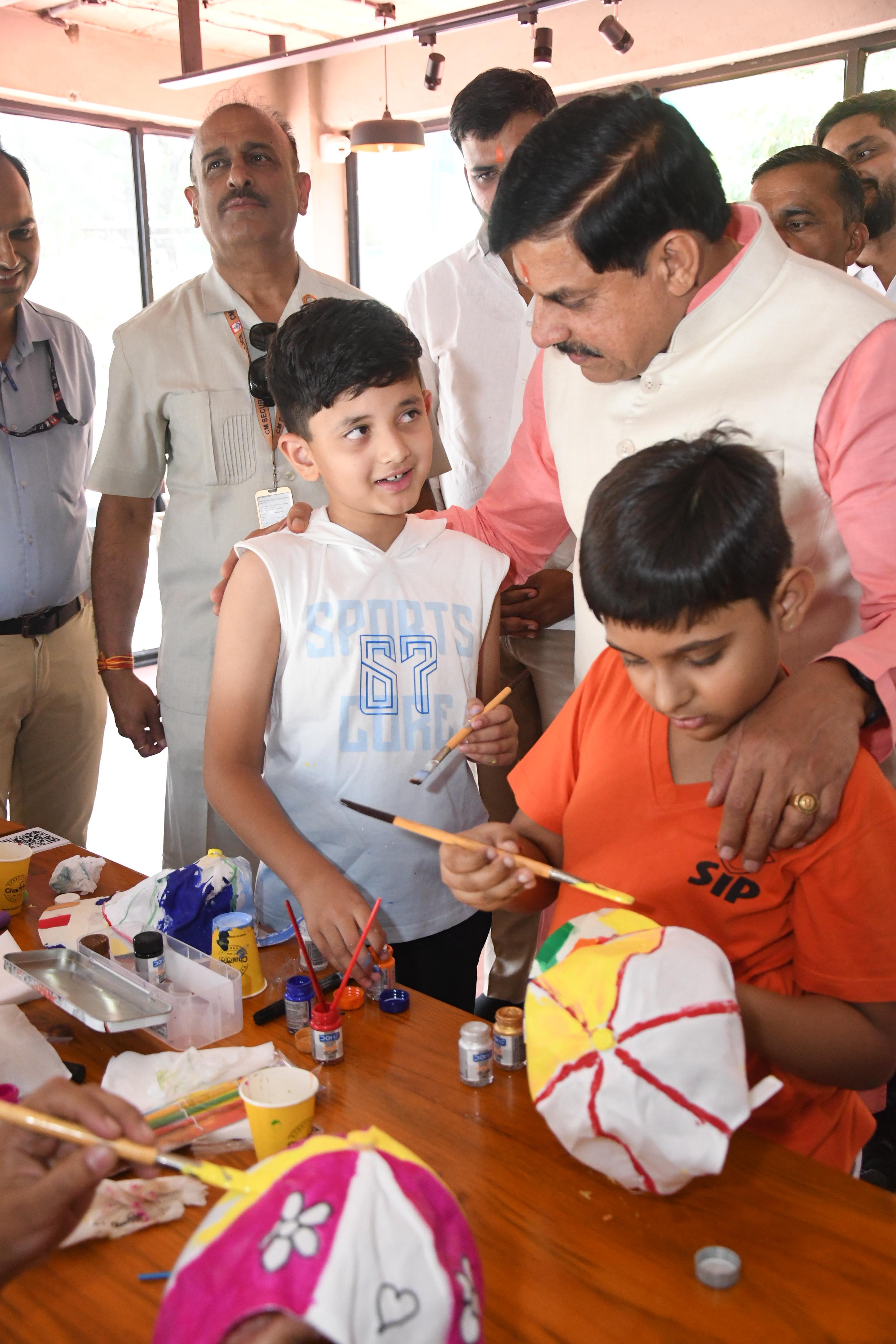 cm mohan yadav bhopal vip road visit mann ki baat congress criticism